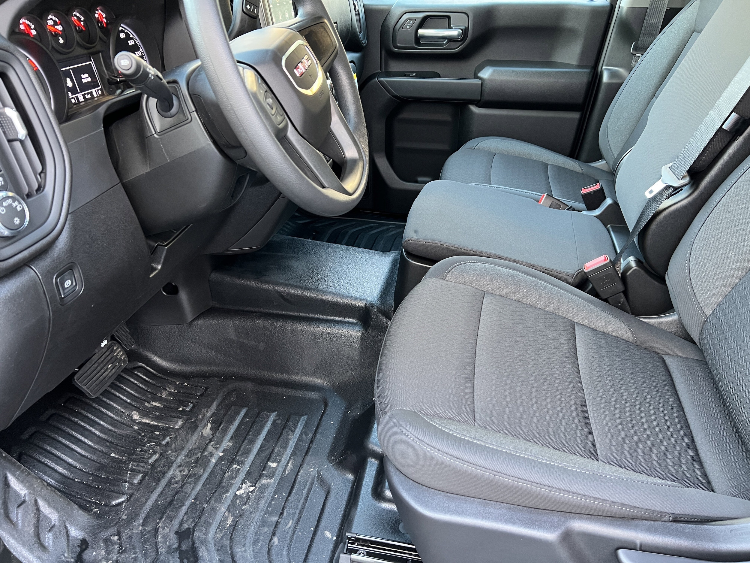 2026 GMC Sierra 2500HD Pro - Photo 14