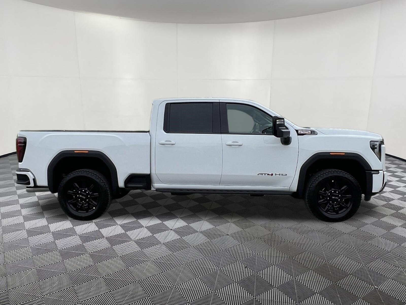 2026 GMC Sierra 2500HD AT4 - Photo 7