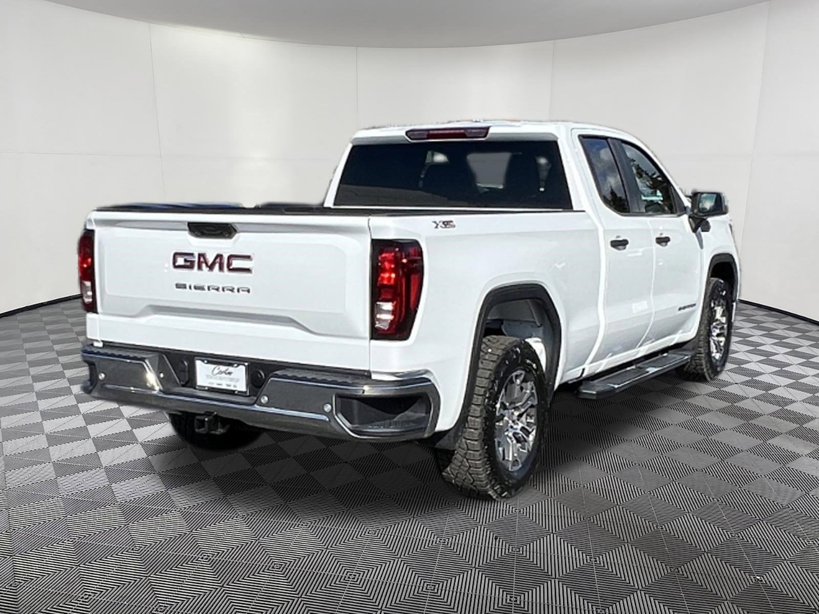 2026 GMC Sierra 1500 Pro - Photo 6