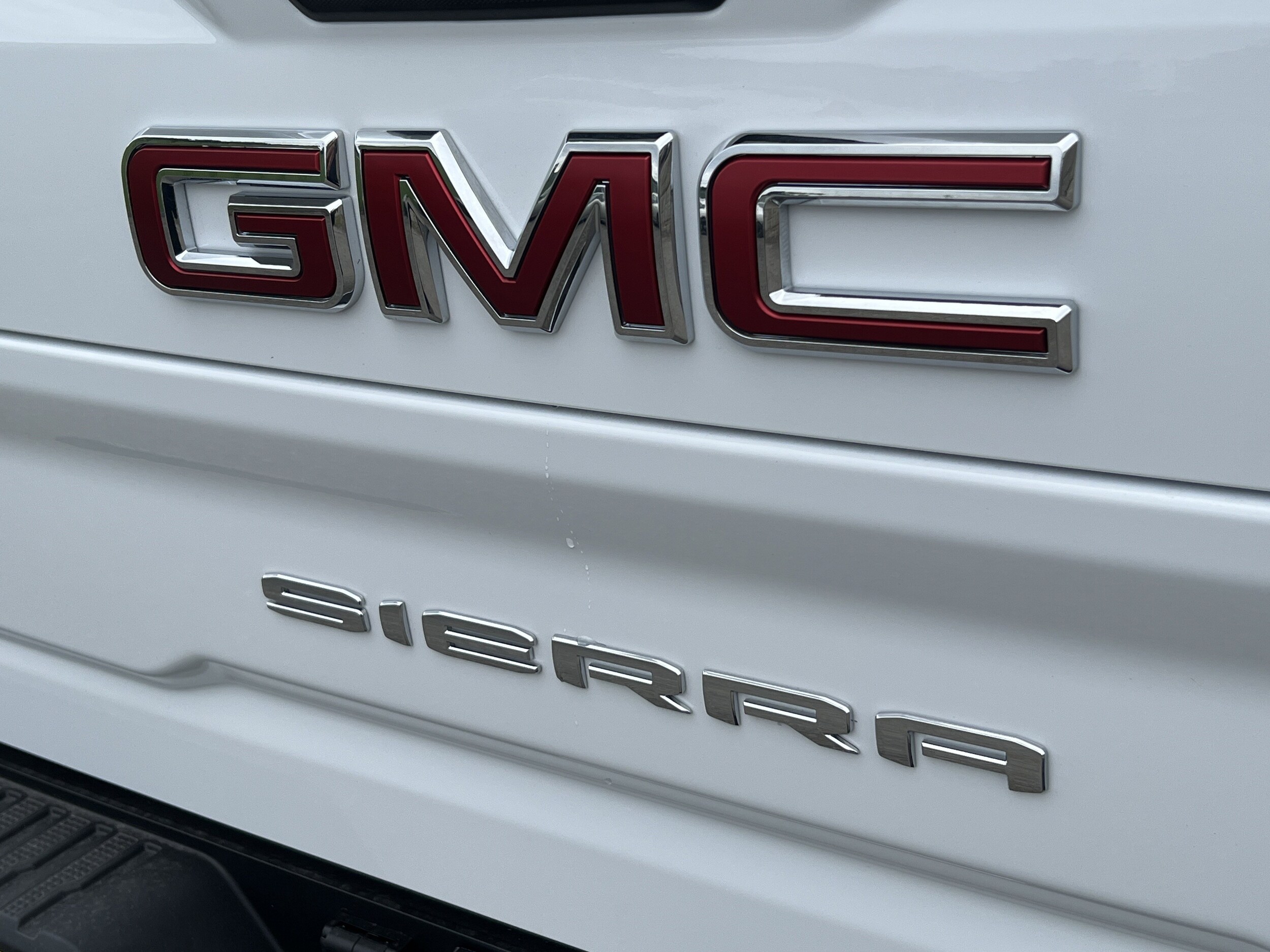 2026 GMC Sierra 2500HD AT4 - Photo 8
