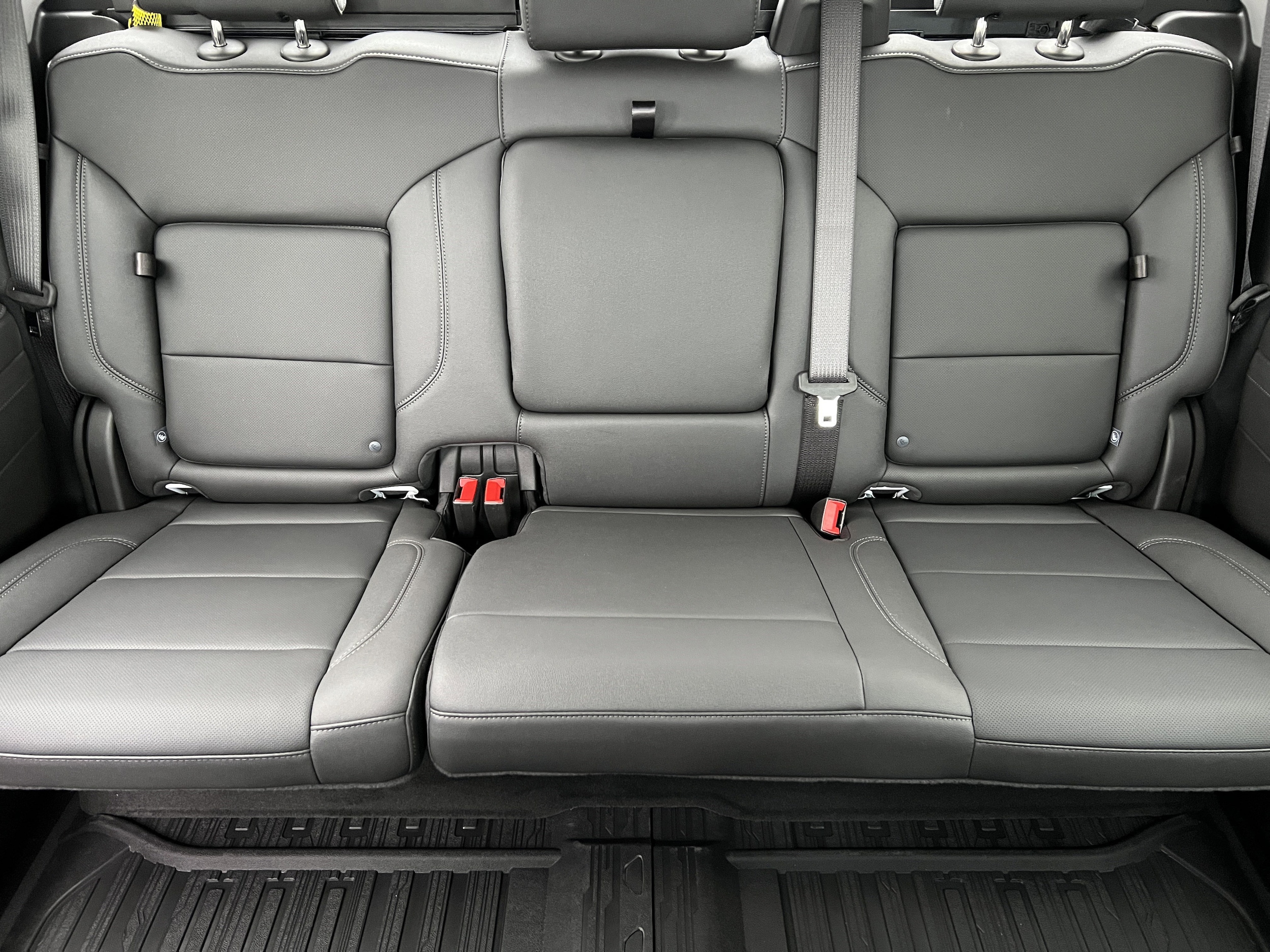 2026 GMC Sierra 1500 SLT - Photo 16