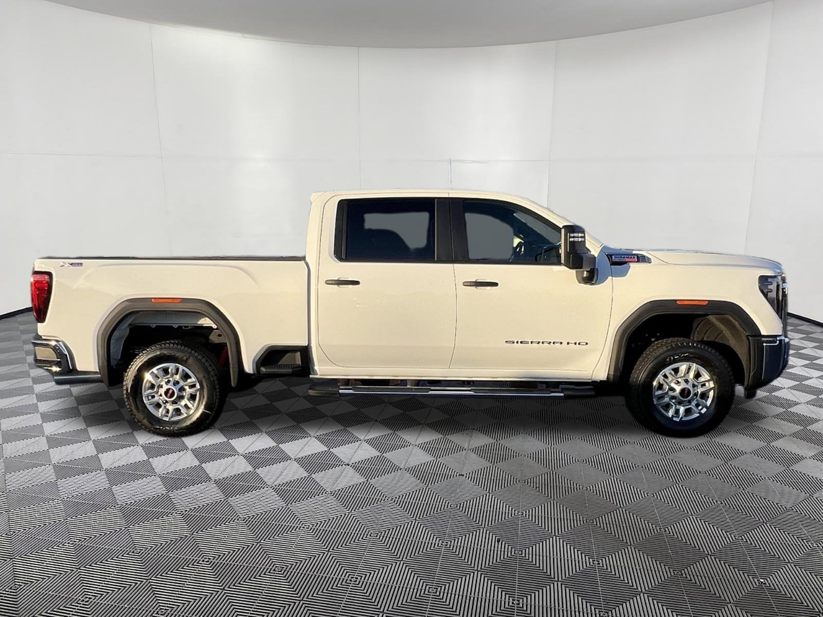2026 GMC Sierra 2500HD Pro - Photo 7