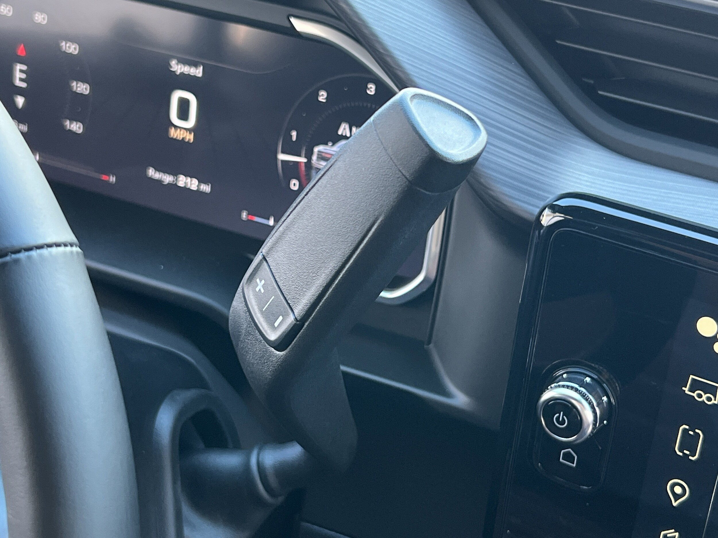 2026 GMC Sierra 3500HD Denali Ultimate - Photo 30