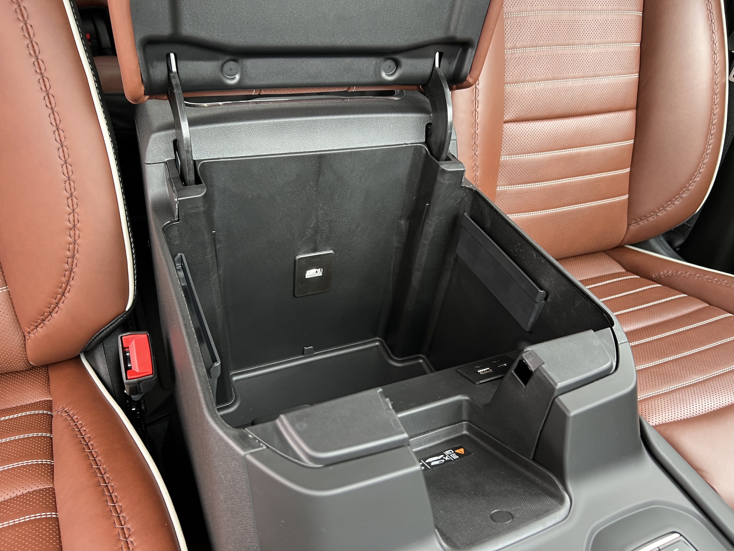 2026 GMC Sierra 3500HD Denali Ultimate - Photo 24