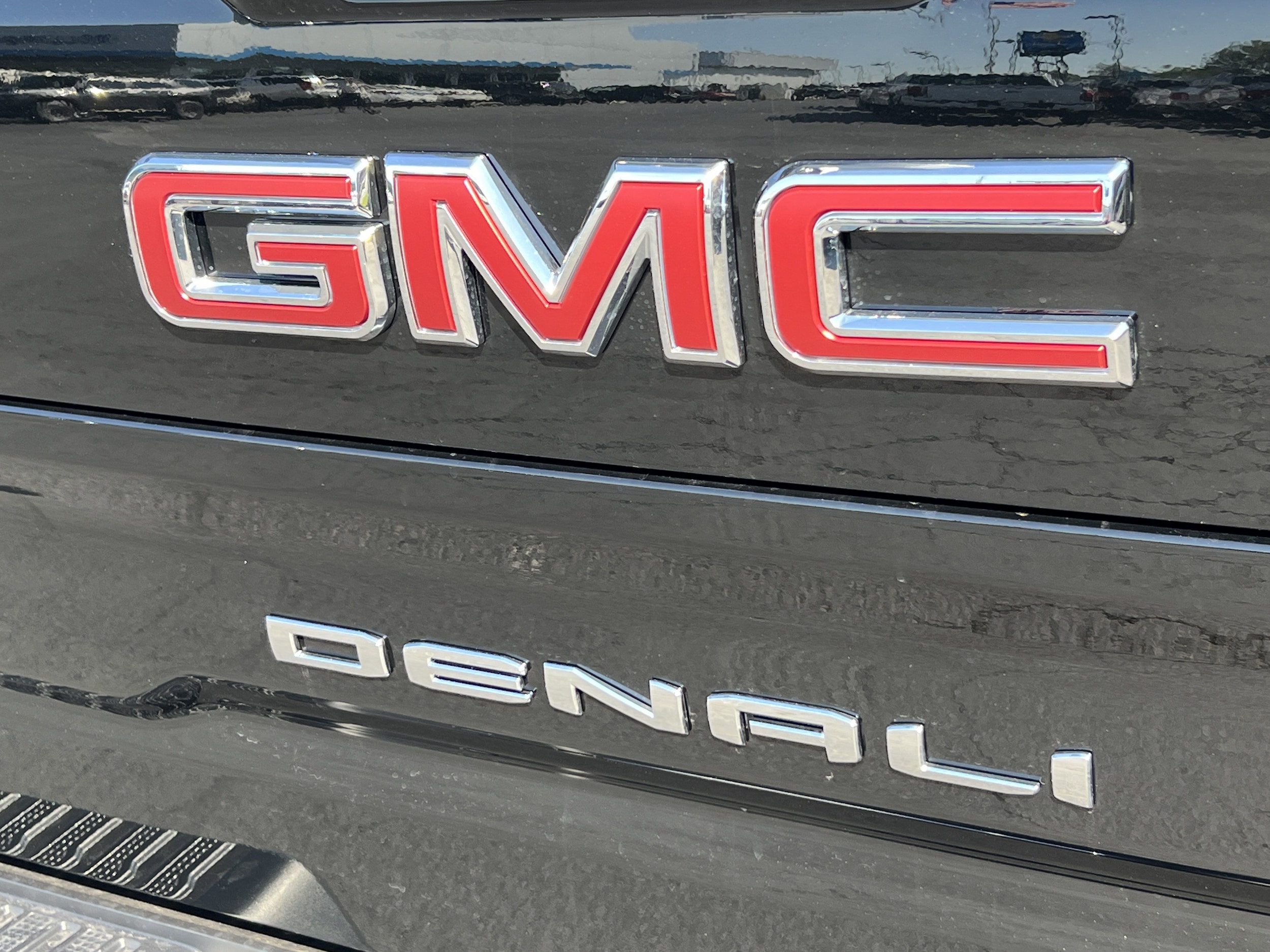 2026 GMC Sierra 1500 Denali - Photo 8