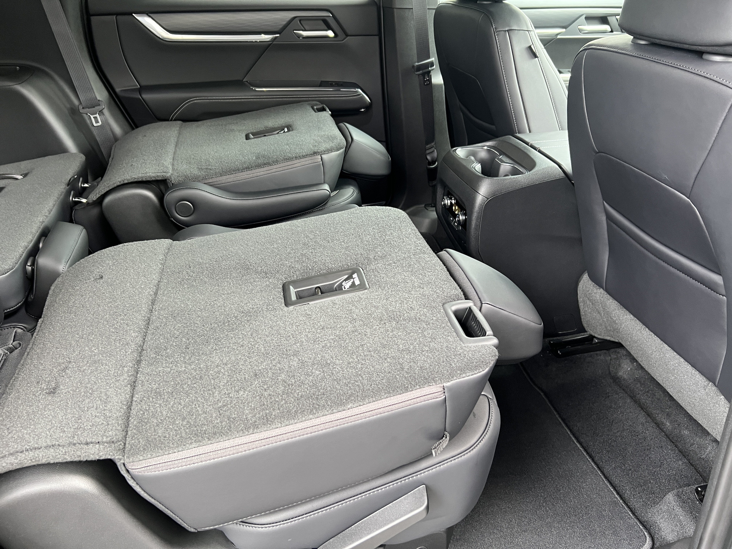 2026 GMC Acadia Elevation - Photo 26