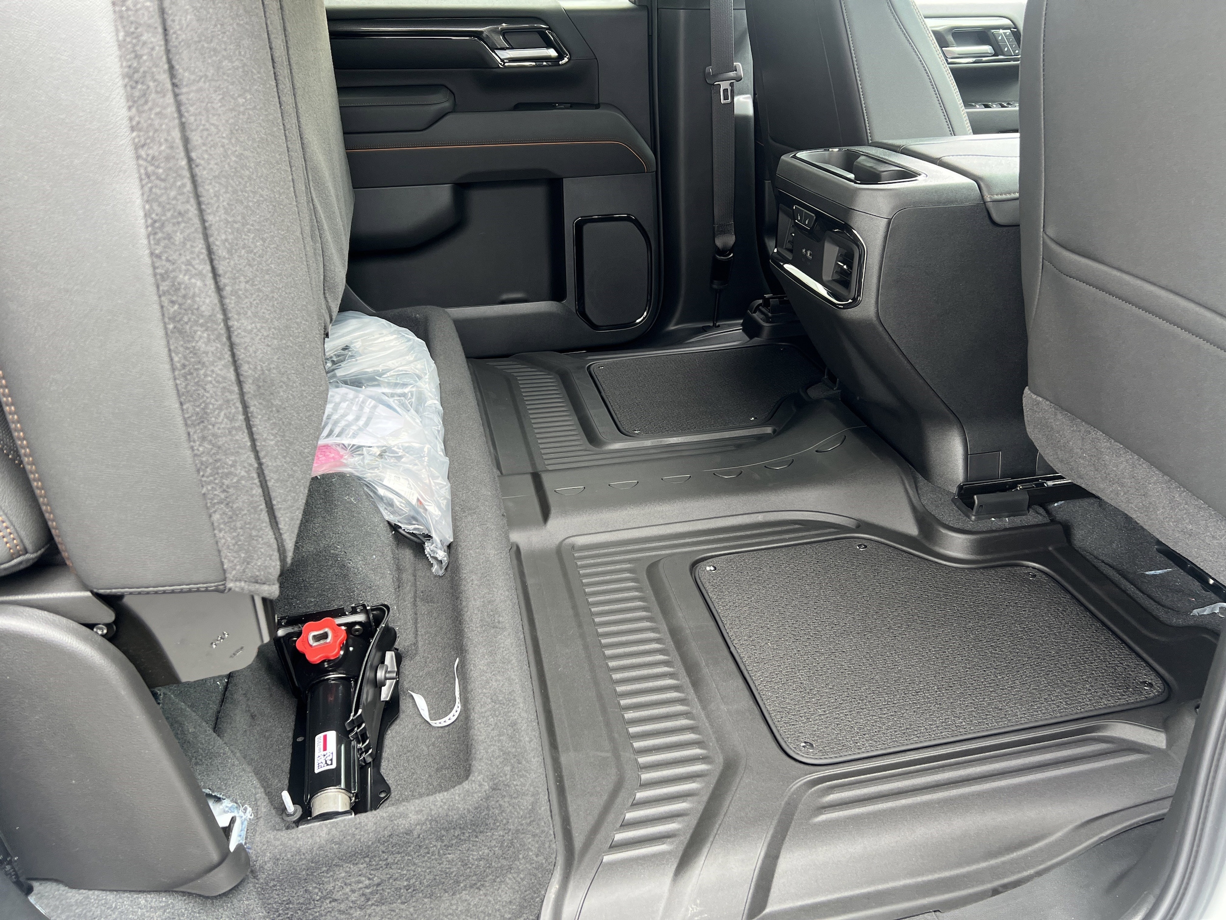 2026 GMC Sierra 2500HD AT4 - Photo 20