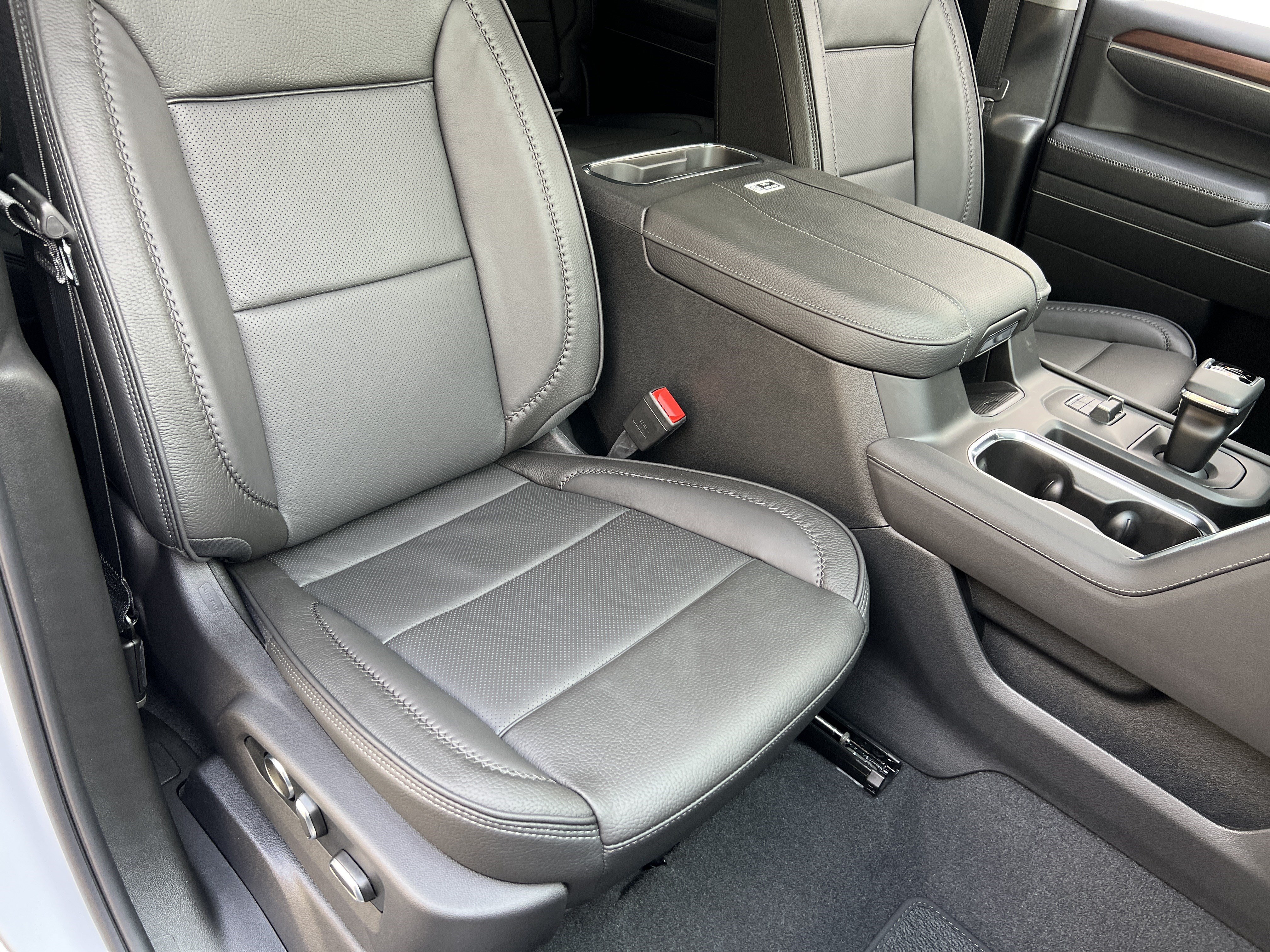 2026 GMC Sierra 1500 Denali - Photo 23