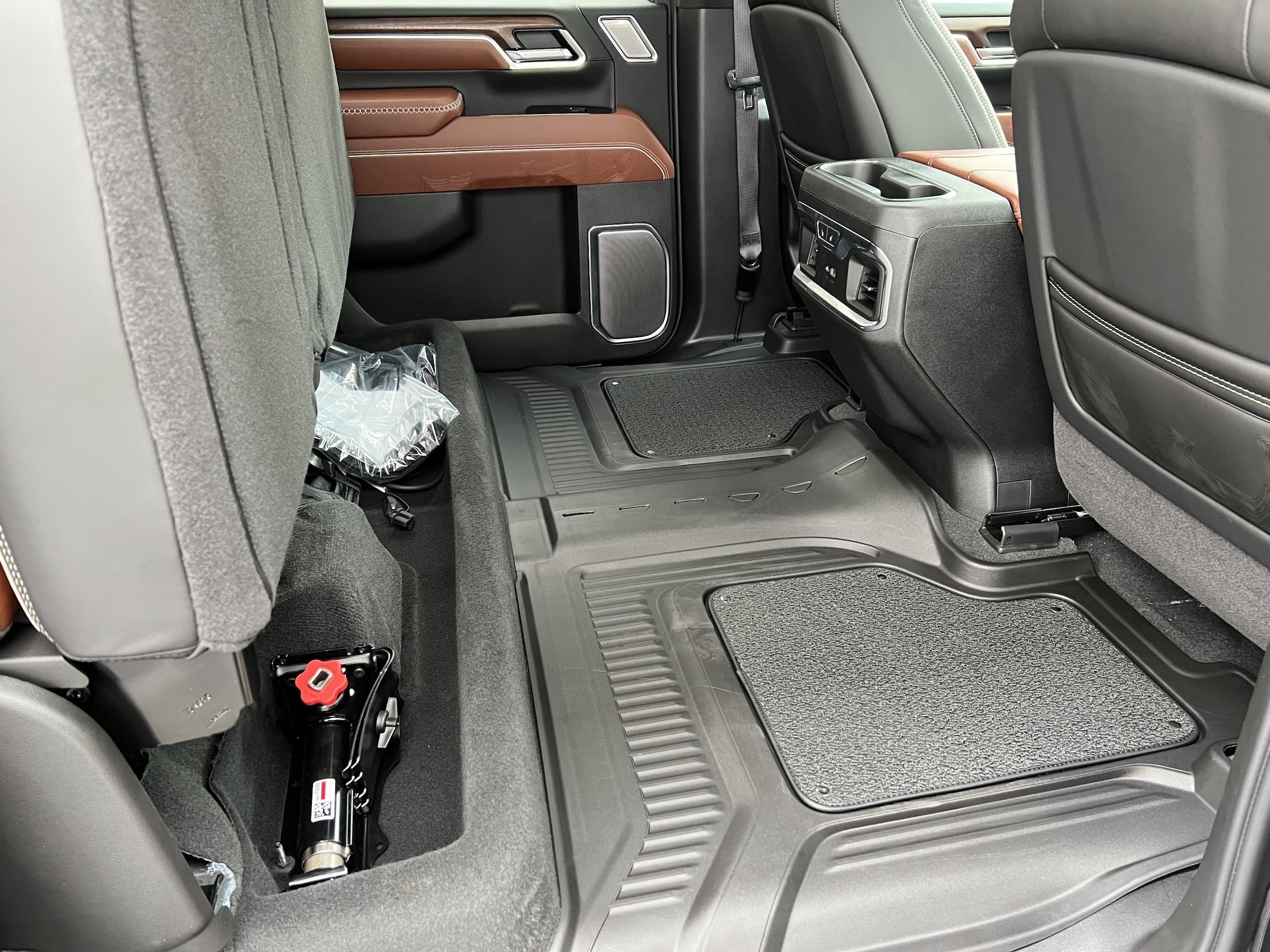 2026 GMC Sierra 3500HD Denali Ultimate - Photo 21