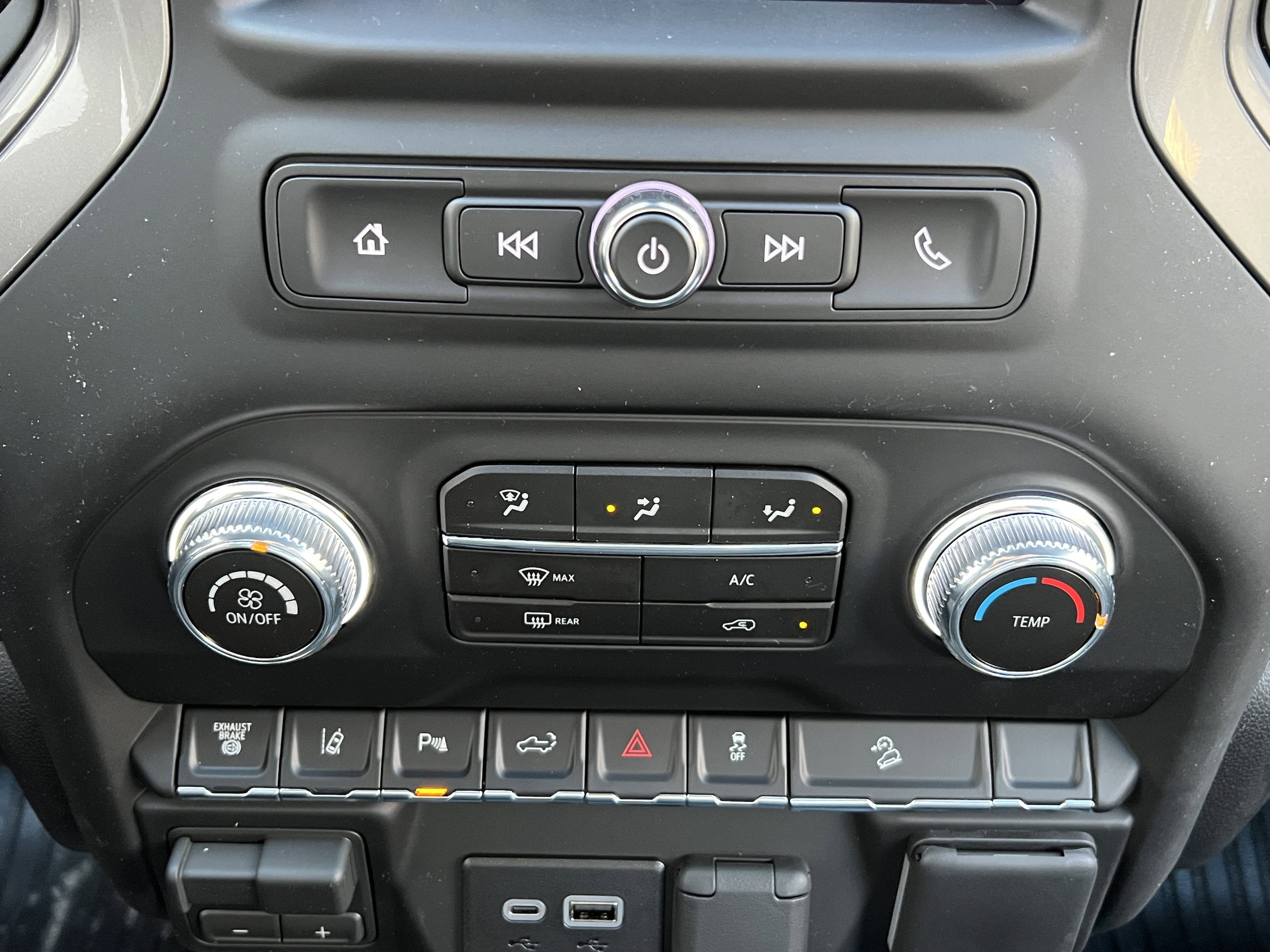 2026 GMC Sierra 2500HD Pro - Photo 27