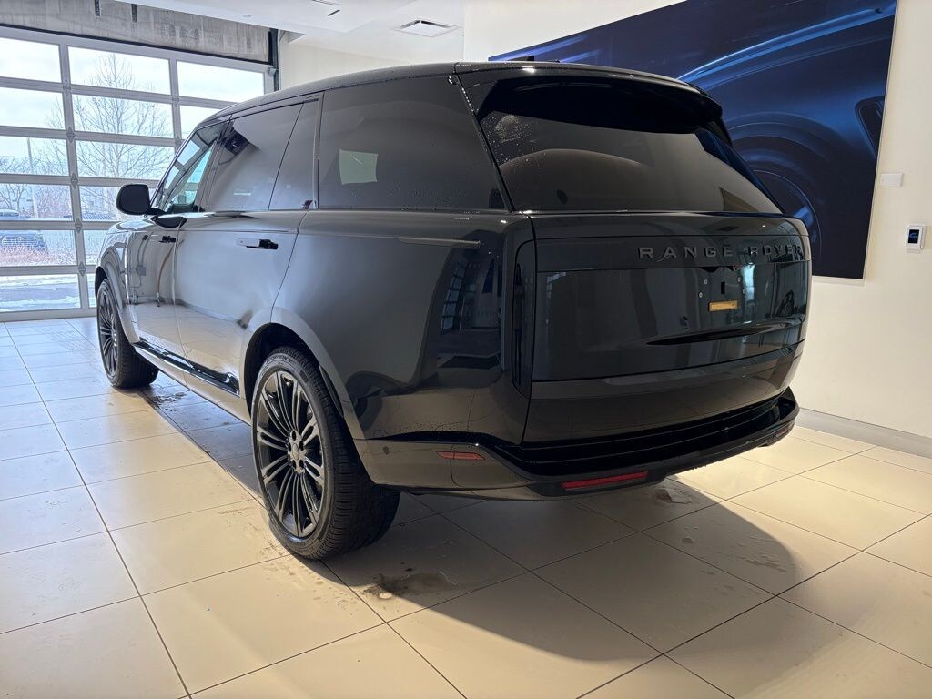 New 2026 Land Rover Range Rover SE 7 Seats SUV