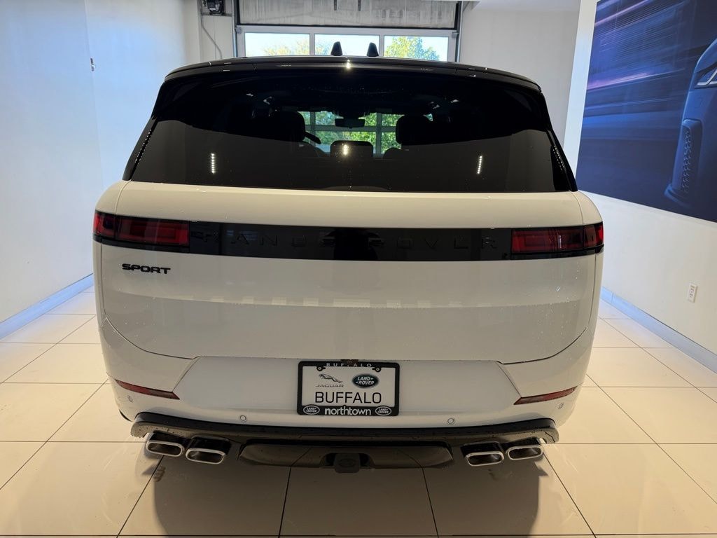 New 2025 Land Rover Range Rover Sport Dynamic SE SUV