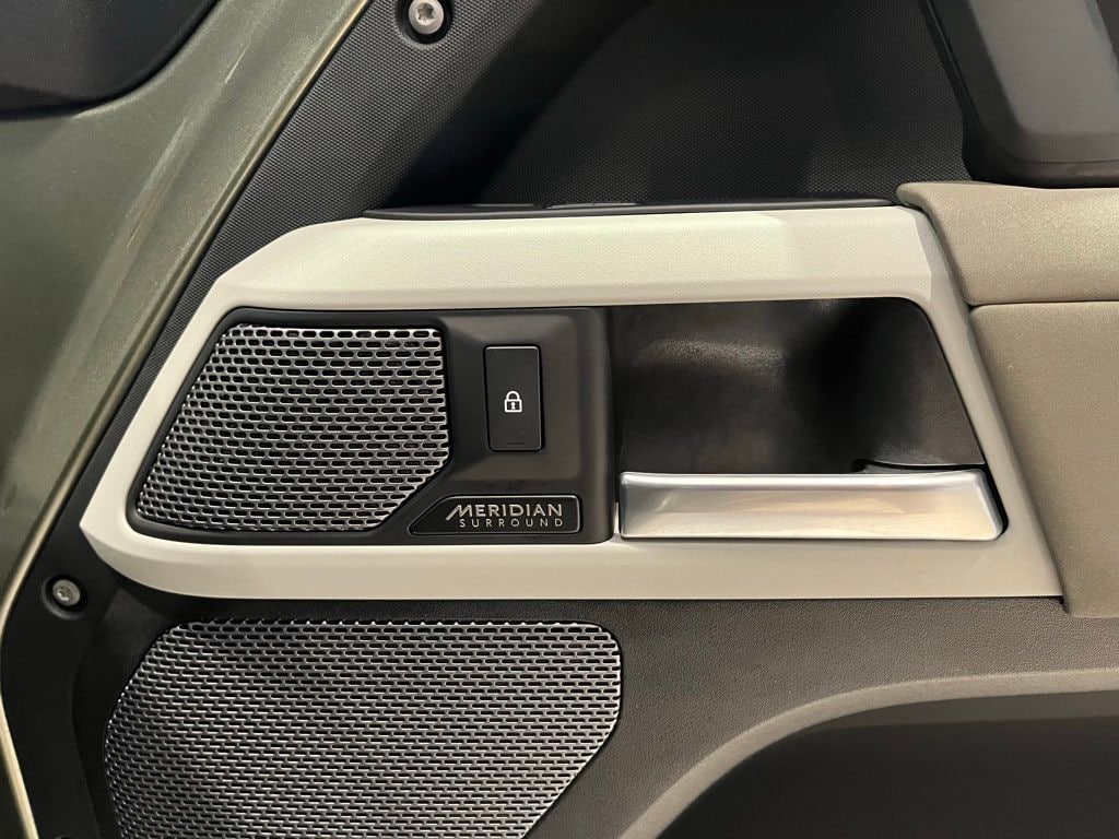 2022 Land Rover Defender SE - Photo 41