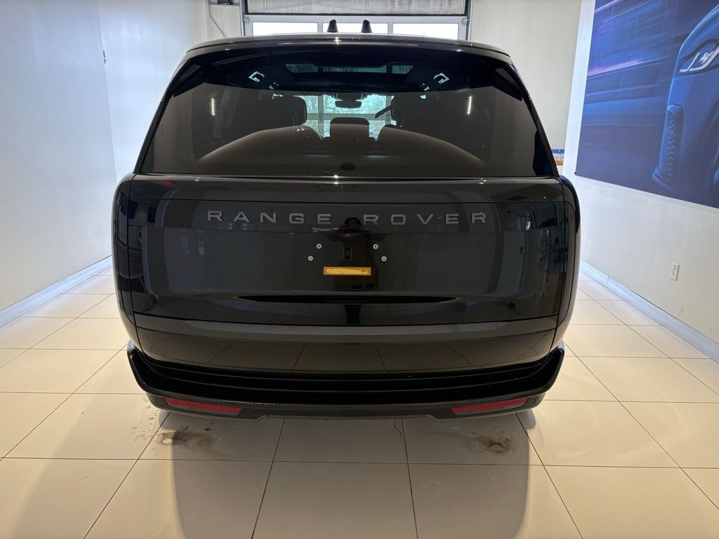New 2026 Land Rover Range Rover SE 7 Seats SUV