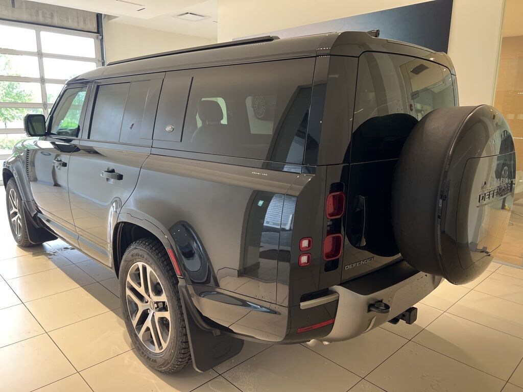 Buffalo 2024 Land Rover Defender 130 XDynamic SE for Sale in Amherst