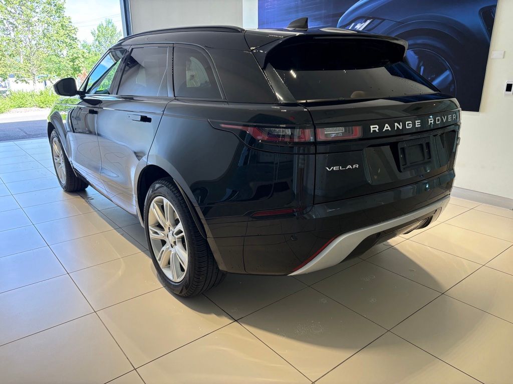 SALYJ2EXXPA350136