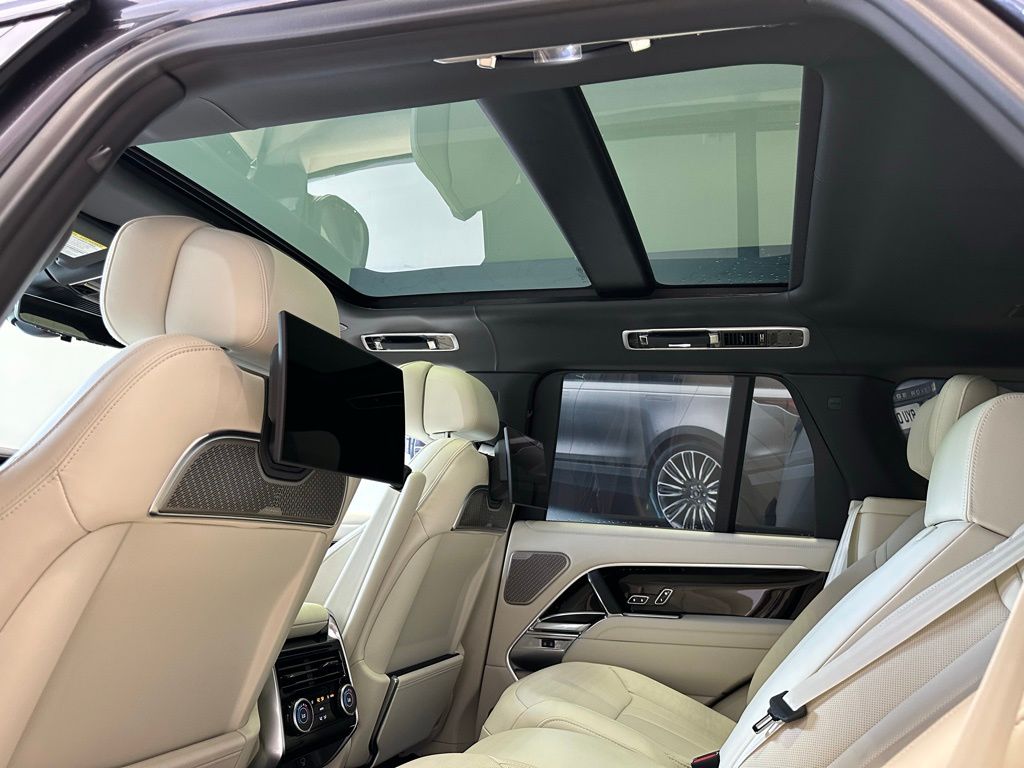 2025 Land Rover Range Rover Autobiography - Photo 10