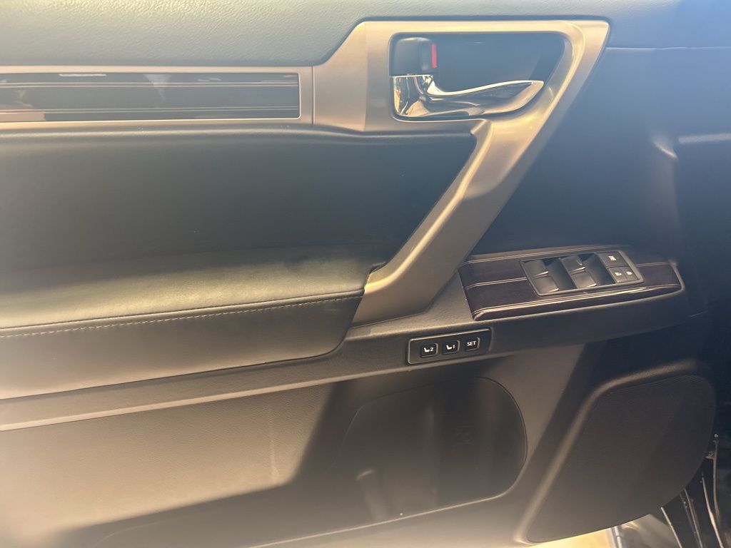 2021 Lexus GX 460 photo 3