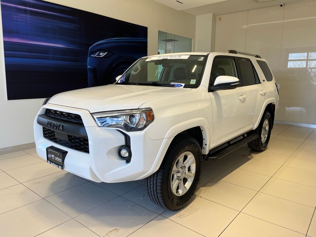 2023 Toyota 4Runner SR5 Premium 4WD V6's photo