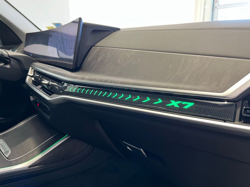 2023 BMW X7 40i - Photo 39