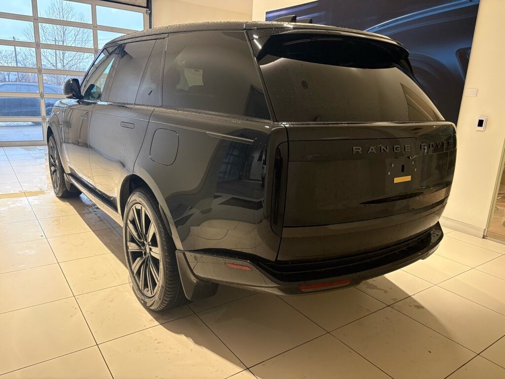 New 2026 Land Rover Range Rover SE Phev SUV