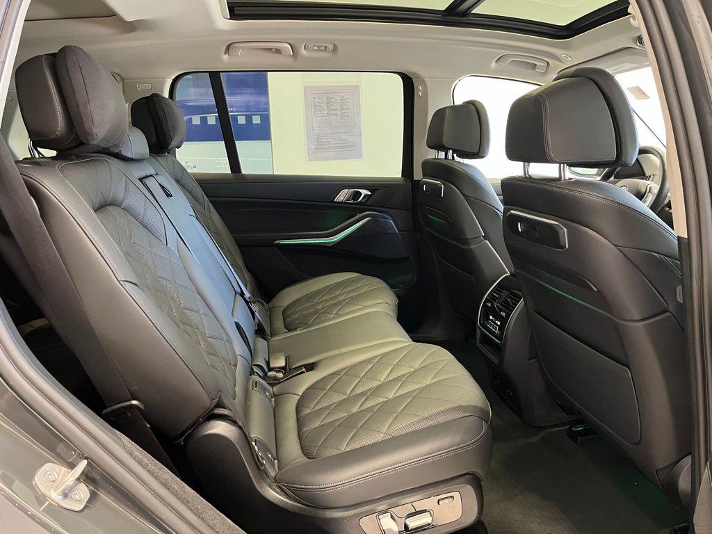 2023 BMW X7 40i - Photo 31