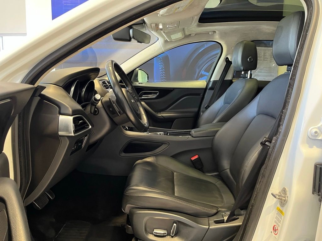 Used 2019 Jaguar F-PACE 25t Premium SUV