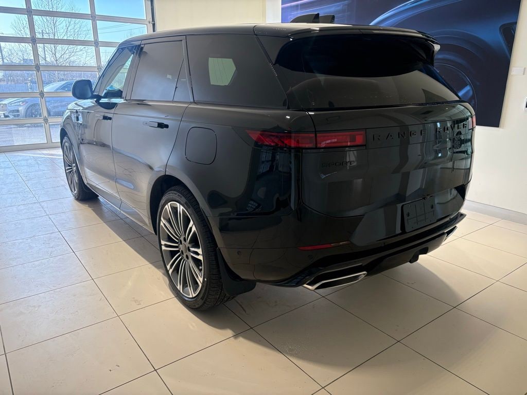New 2026 Land Rover Range Rover Sport Dynamic SE SUV