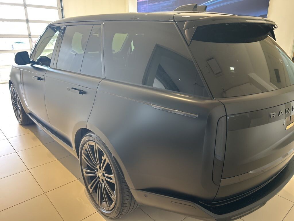 Used 2025 Land Rover Range Rover SE SUV