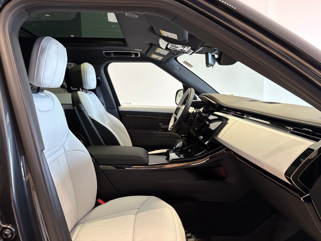 2026 Land Rover Range Rover Sport Dynamic SE - Photo 18