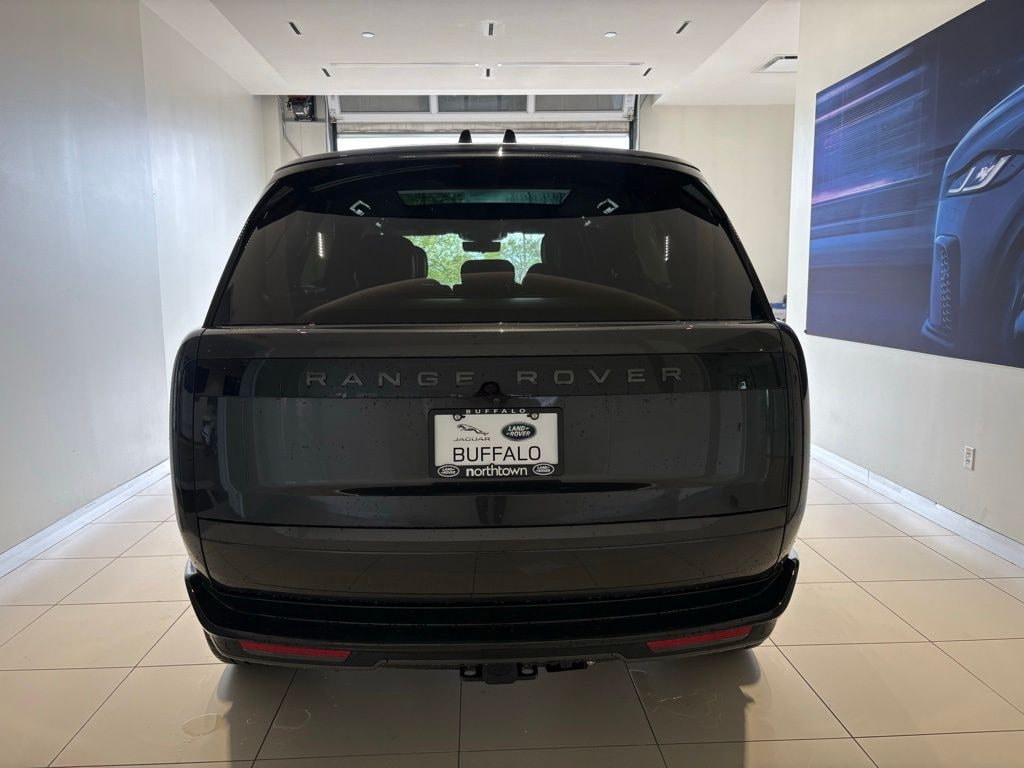 New 2026 Land Rover Range Rover SE 7 Seats SUV