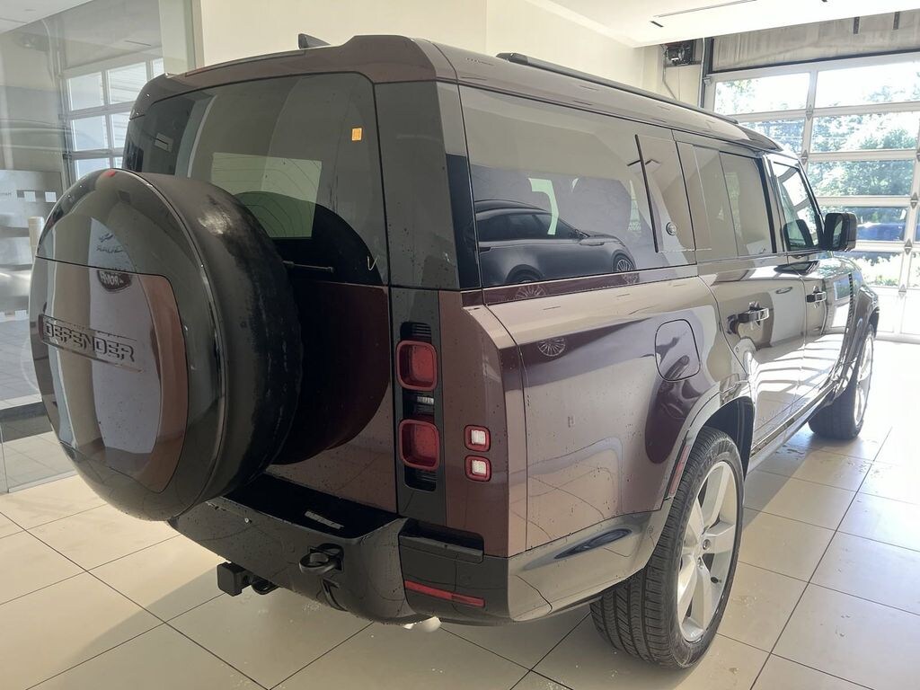 Buffalo 2024 Land Rover Defender 130 XDynamic SE for Sale in Amherst