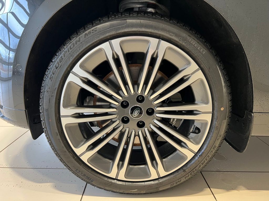 2025 Land Rover Range Rover Sport Dynamic SE - Photo 10