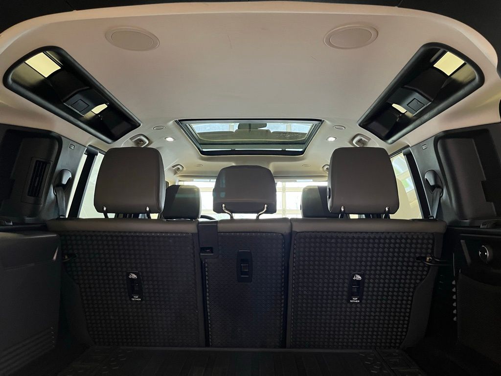 2022 Land Rover Defender SE - Photo 30