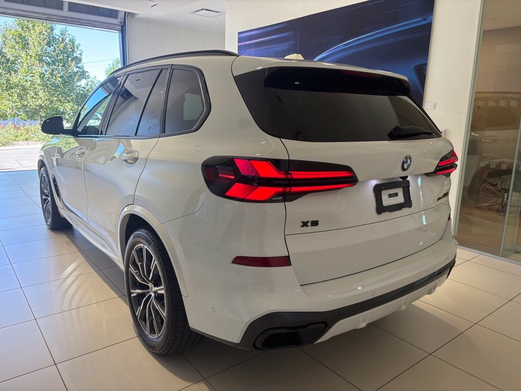 Used 2024 BMW X5 xDrive40i SUV