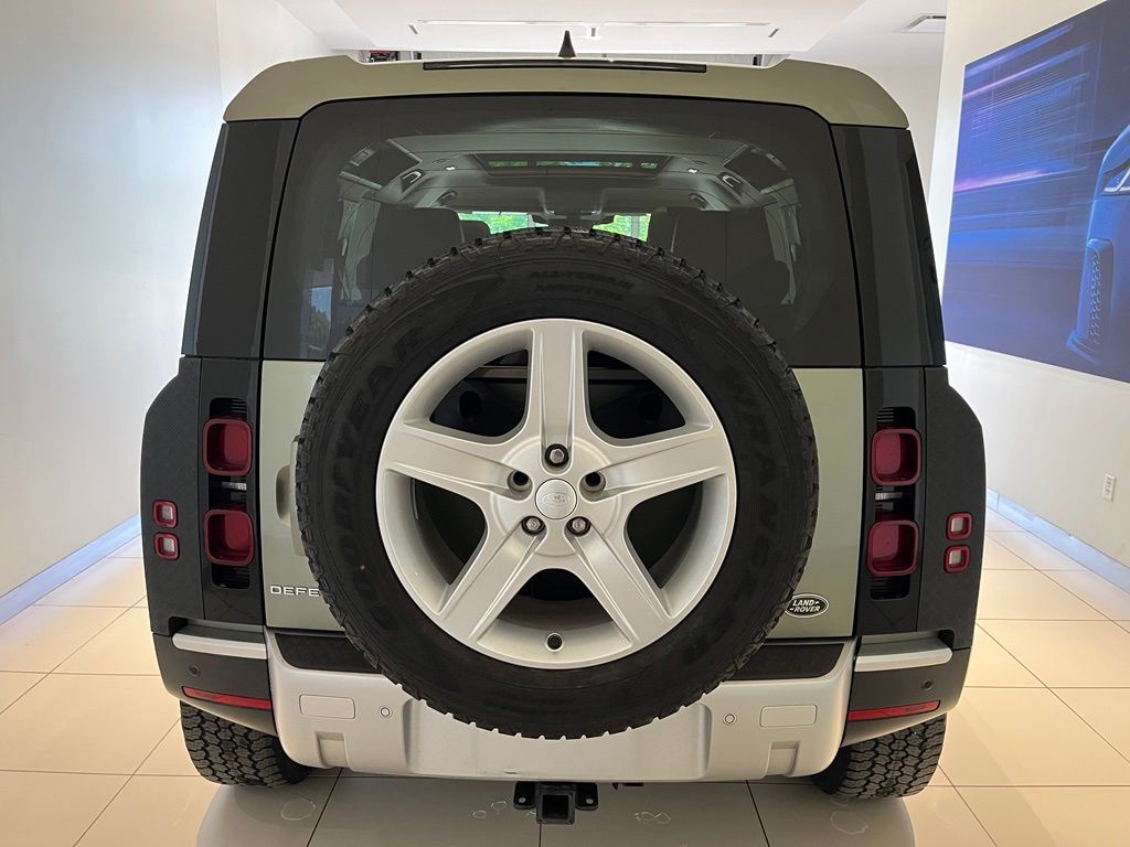 2022 Land Rover Defender SE - Photo 8