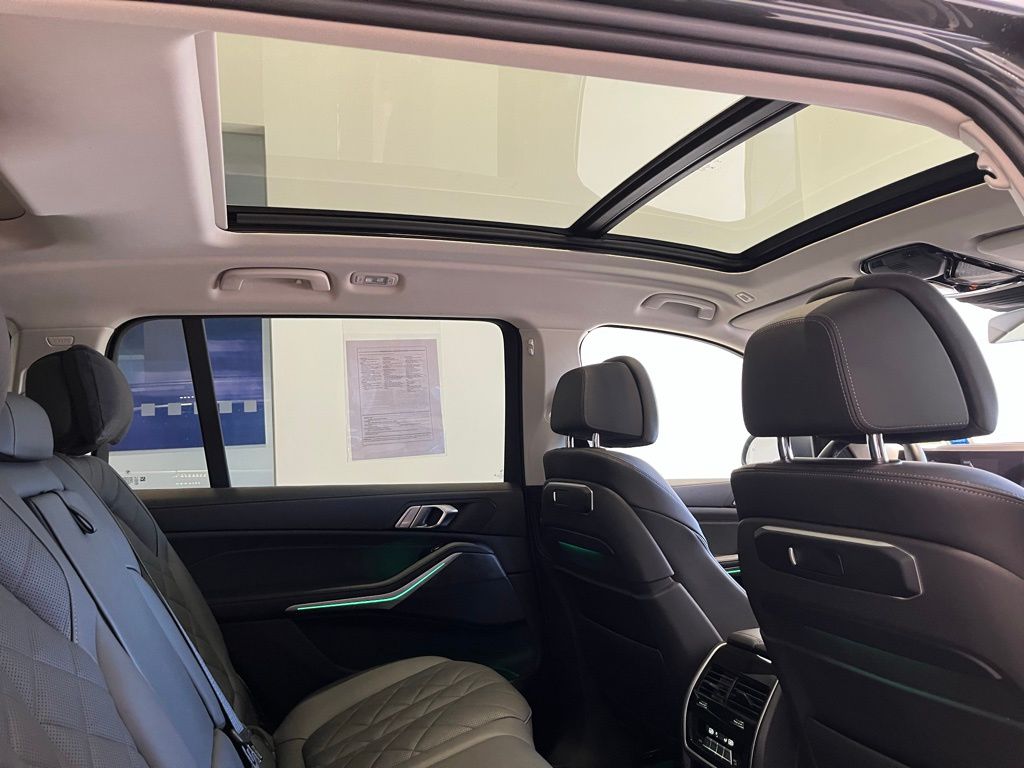 2023 BMW X7 40i - Photo 32