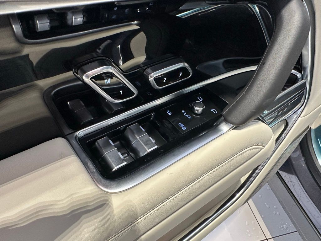 2025 Land Rover Range Rover Autobiography - Photo 29