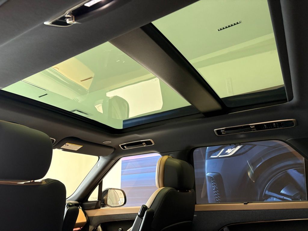 2025 Land Rover Range Rover Sport Dynamic SE - Photo 13