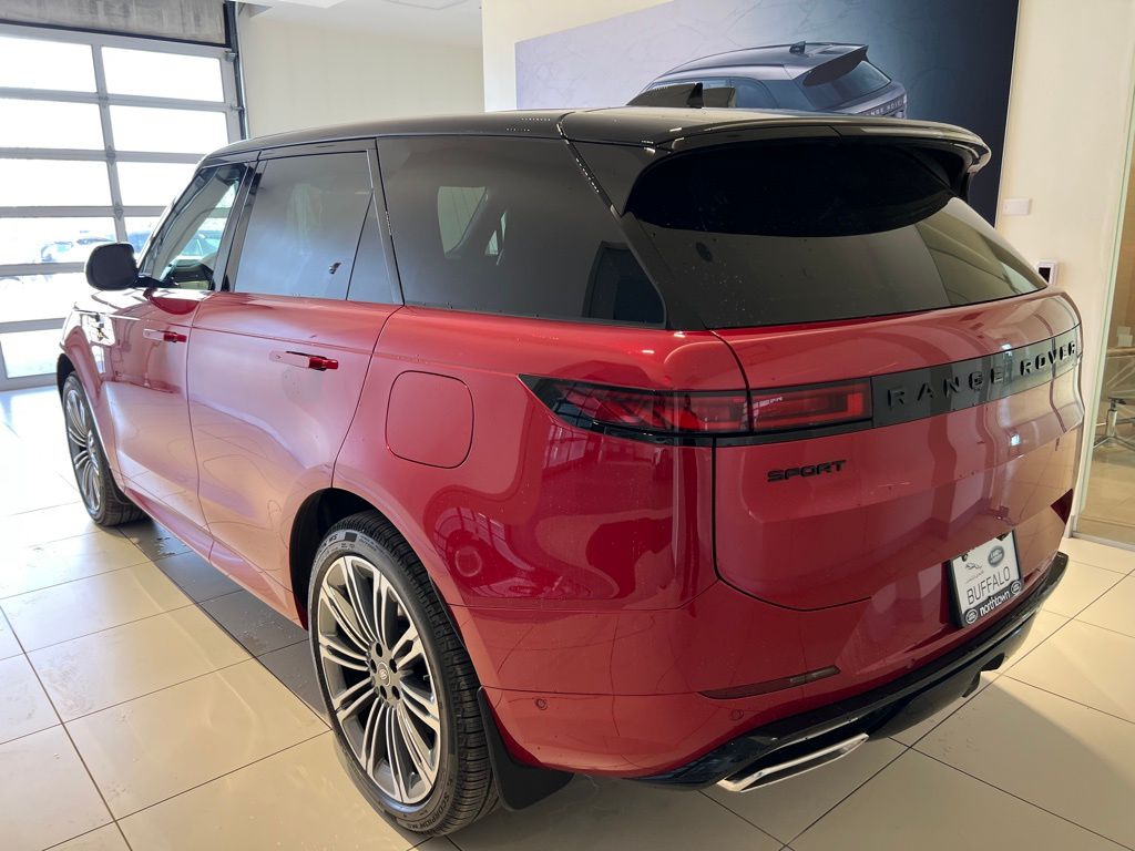 2025 Land Rover Range Rover Sport SE photo 2