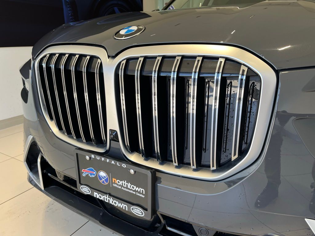2023 BMW X7 40i - Photo 13