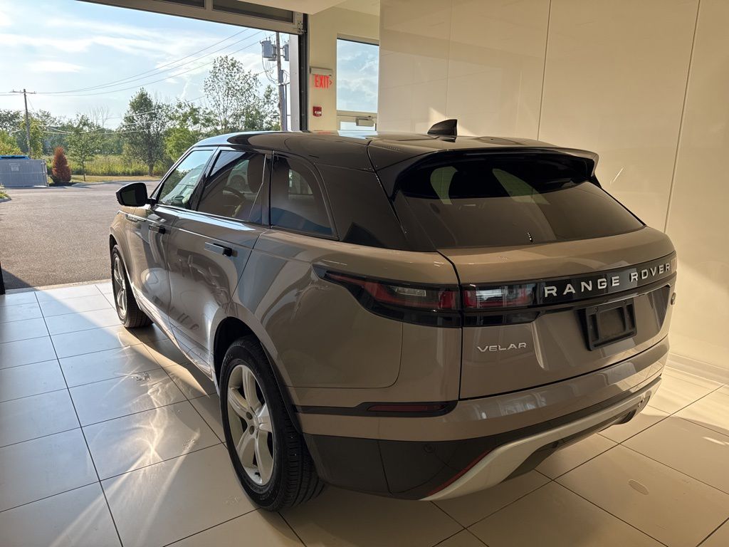 2022 Land Rover Range Rover Velar S photo 2