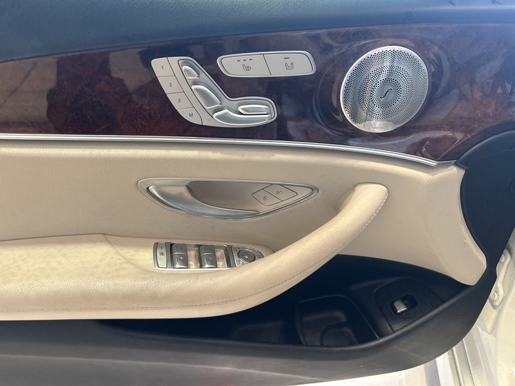 2020 Mercedes Benz E 450 4MATIC photo 3