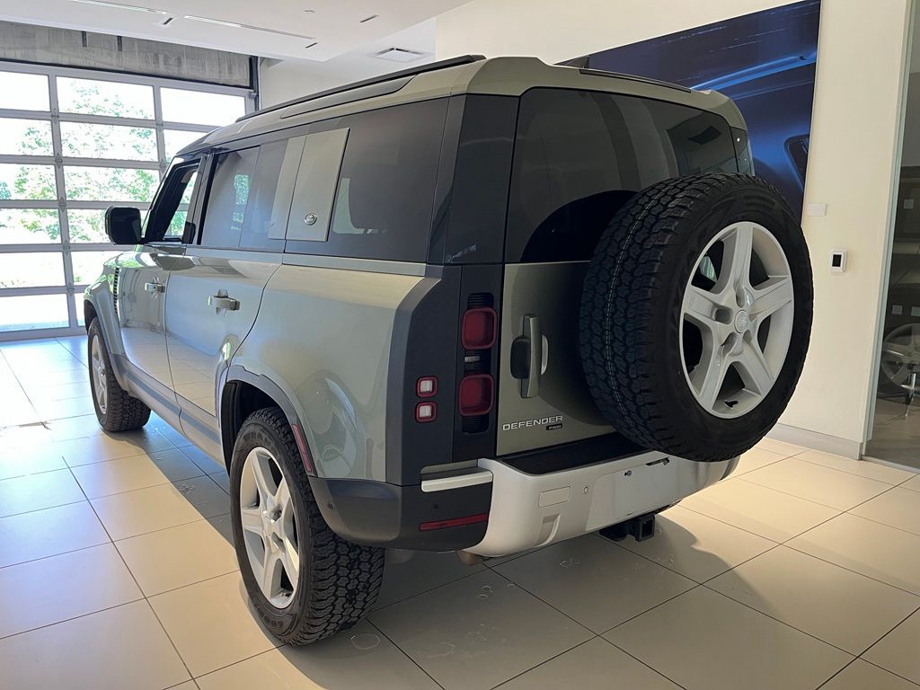 2022 Land Rover Defender SE - Photo 7