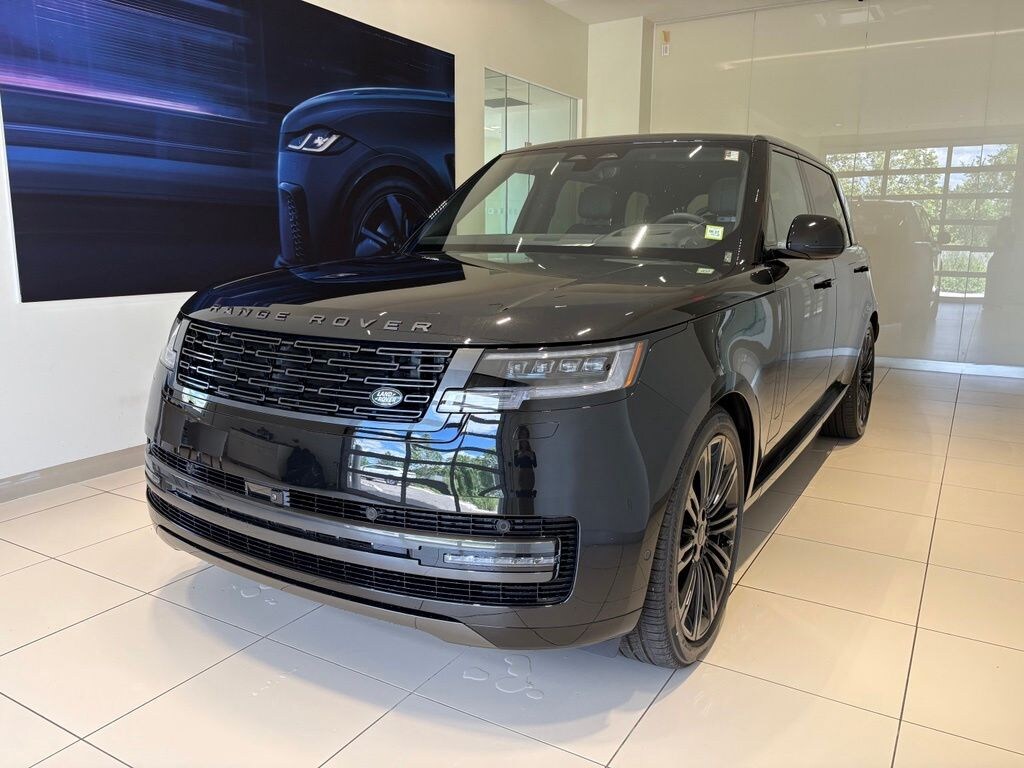 New 2026 Land Rover Range Rover SE 7 Seats SUV