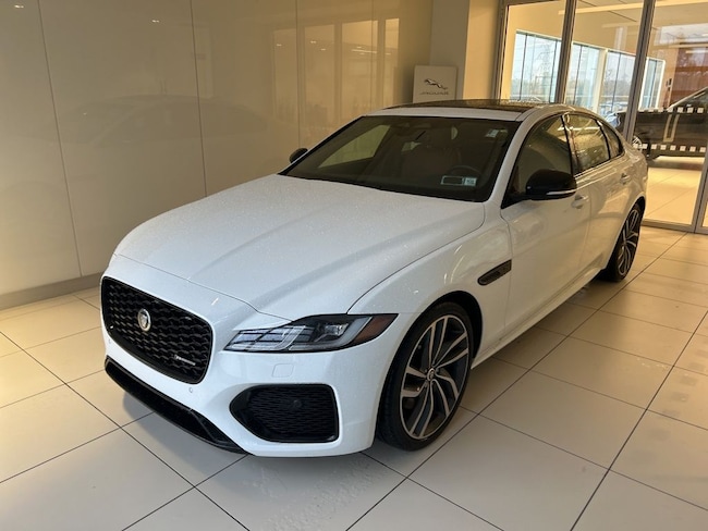 2024 Jaguar XF R-Dynamic SE Sedan 2024 Jaguar XF R-Dynamic SE Sedan