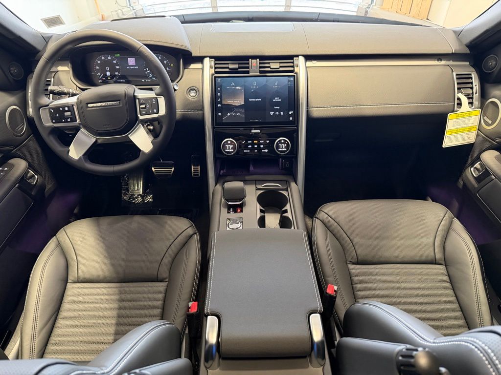 2026 Land Rover Discovery Gemini Edition - Photo 18