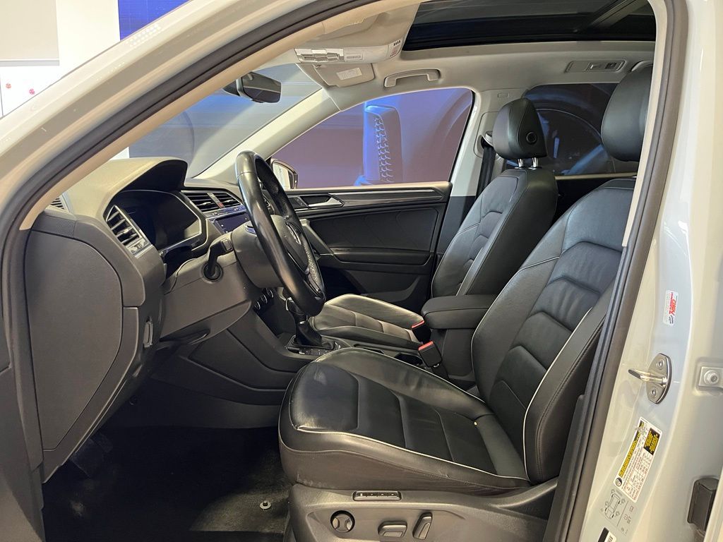 Used 2018 Volkswagen Tiguan SEL Premium with VIN 3VV4B7AX8JM184202 for sale in Buffalo, NY