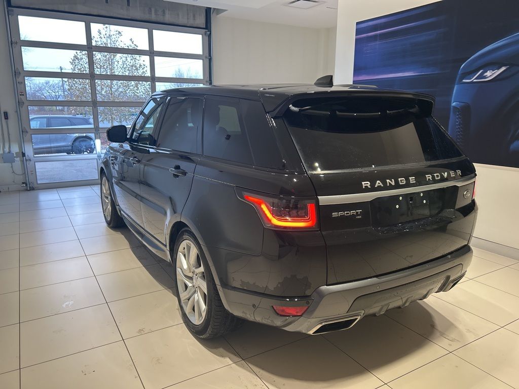 2020 Land Rover Range Rover Sport HSE photo 2