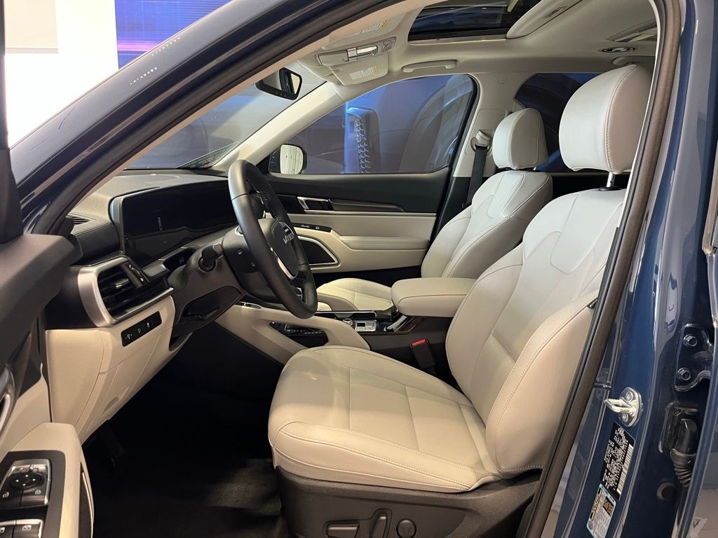 Used 2024 Kia Telluride S SUV